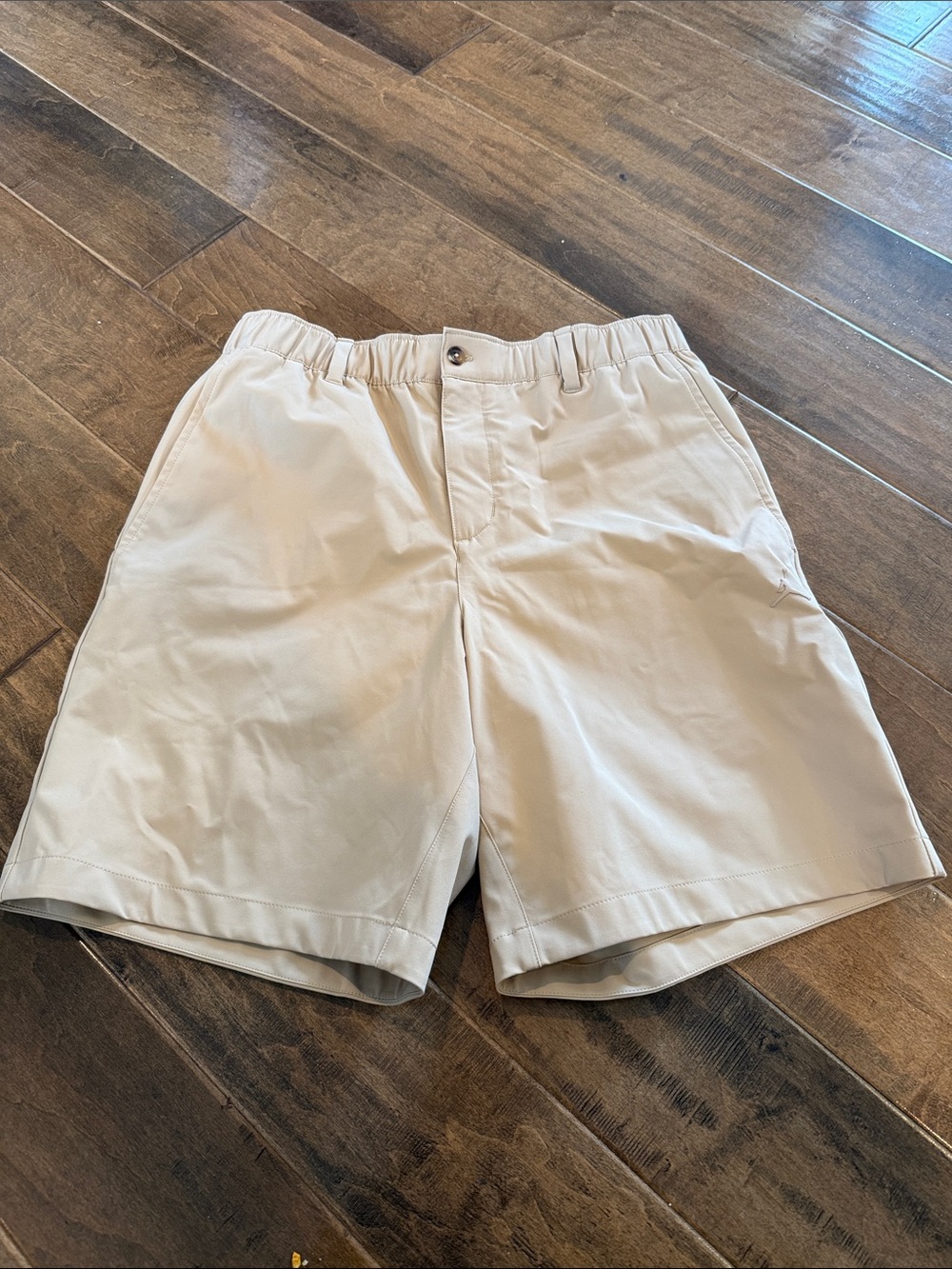 Nike Men’s Flat Front Cream Elastic-Waist Shorts